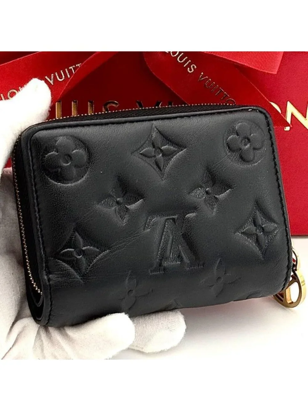 Louis Vuitton Wallet Monogram Coussin Portefeuille Lou Black